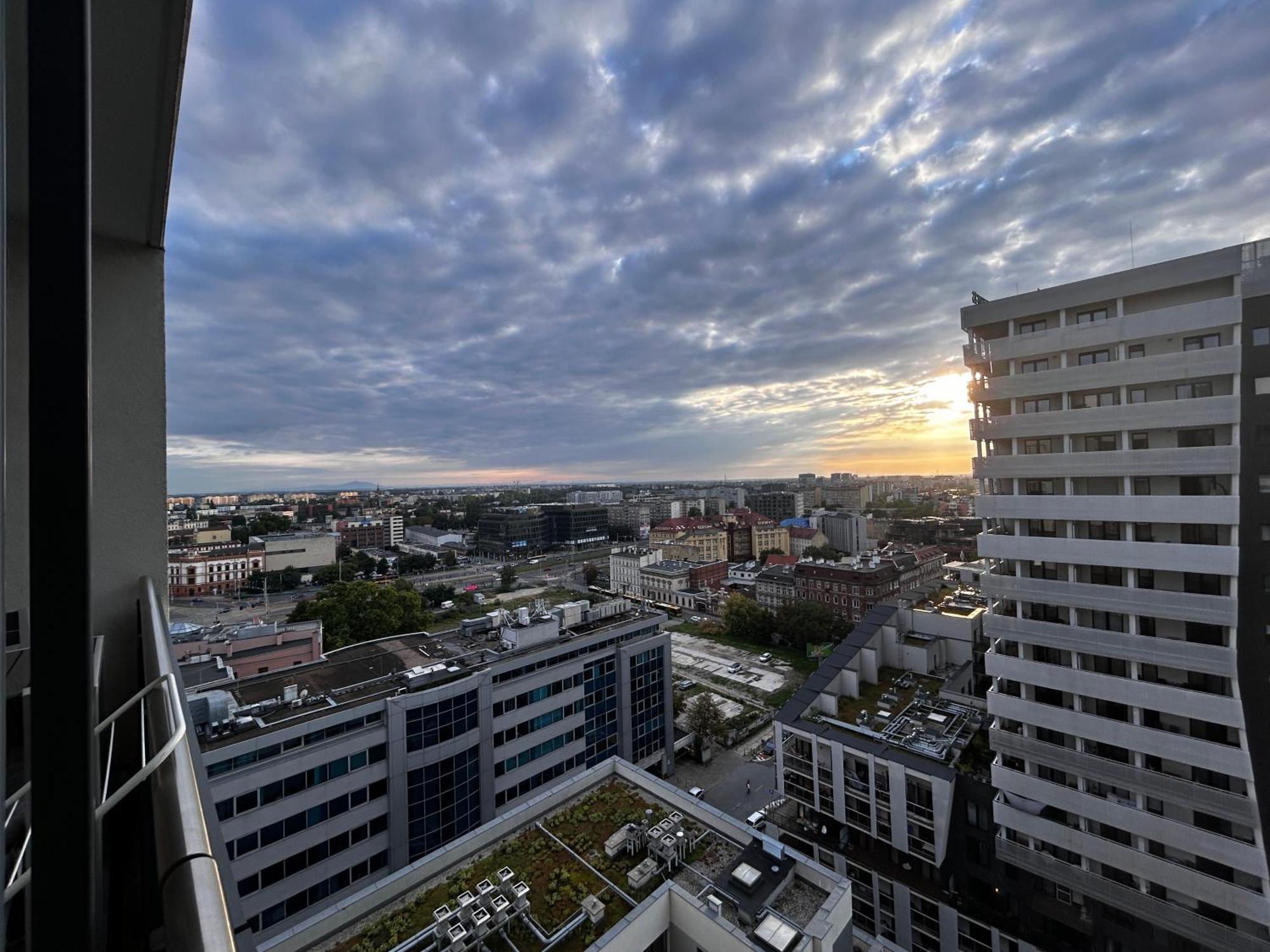 Apartament Podwale Odra Tower Rynek 15 Floor วรอตซวาฟ ภายนอก รูปภาพ