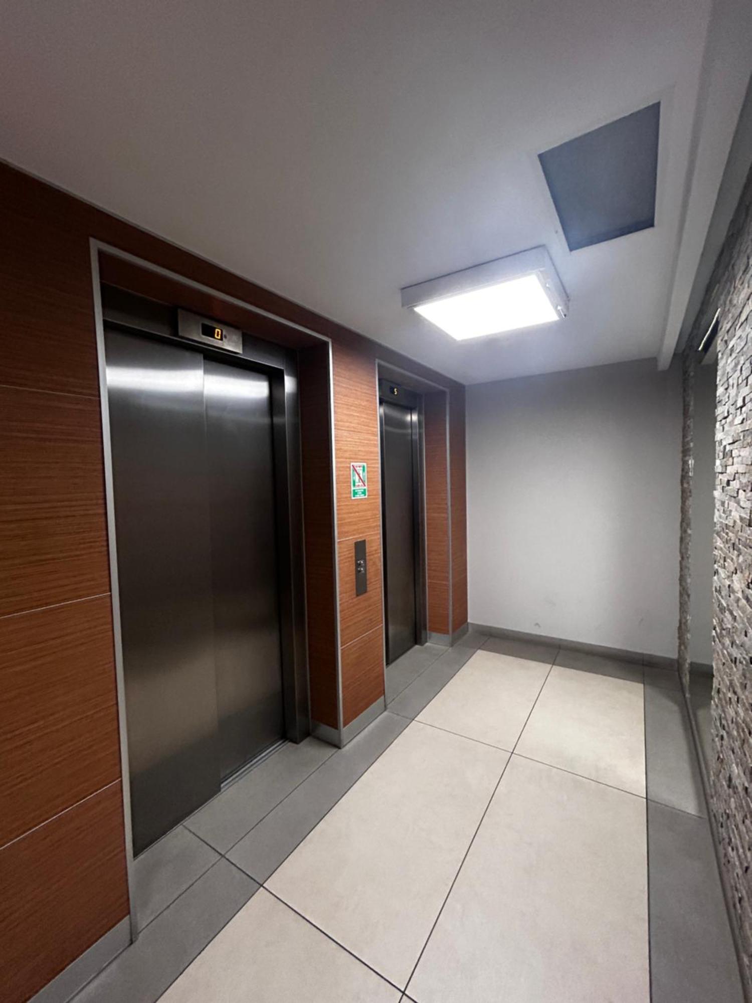 Apartament Podwale Odra Tower Rynek 15 Floor วรอตซวาฟ ภายนอก รูปภาพ